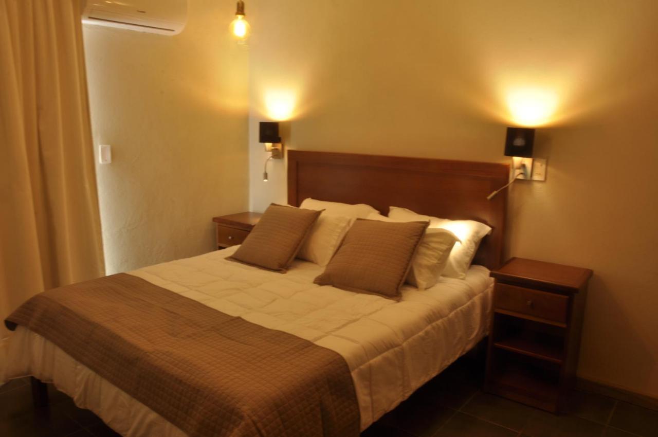 Casa Alevines Hostel & Suites Punta del Este Esterno foto